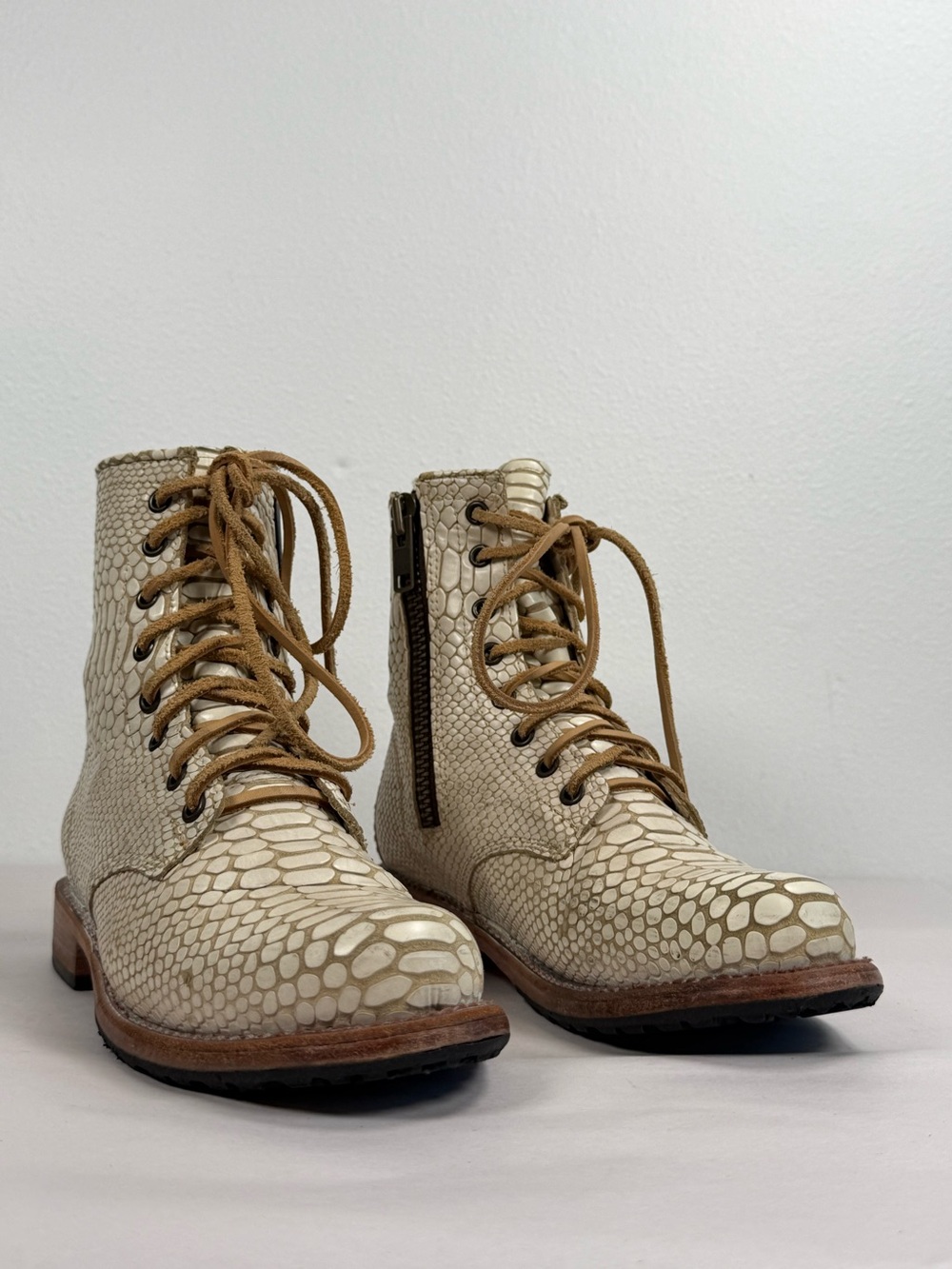 FREEBIRD By Steven Manchester Women’s Snake Combat Boots Ivory Size 7